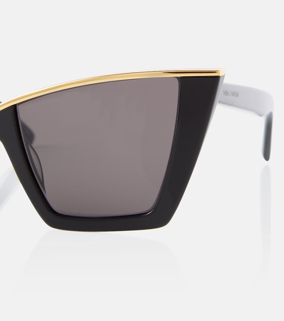 Occhiali da sole Saint Laurent SL 570 a forma di occhio di gatto per giovani trendy