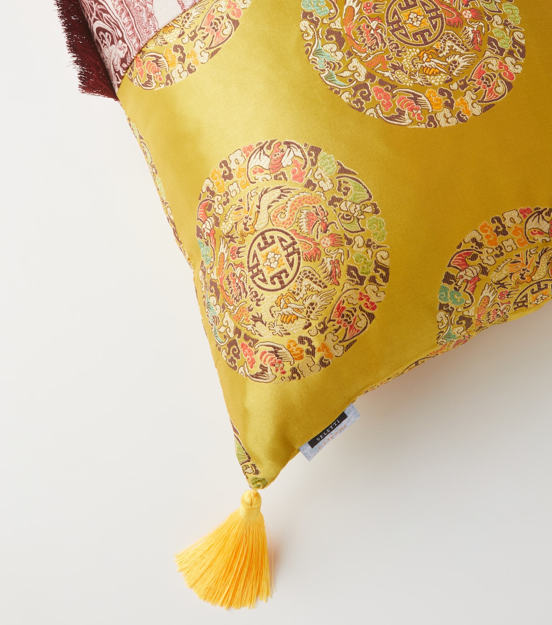 Hybrid Ottavia cushion | Seletti
