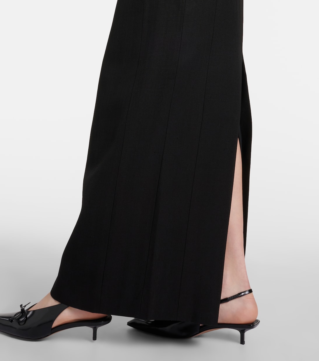 فستان سهرة بكتف واحد La Robe Pablo | Jacquemus