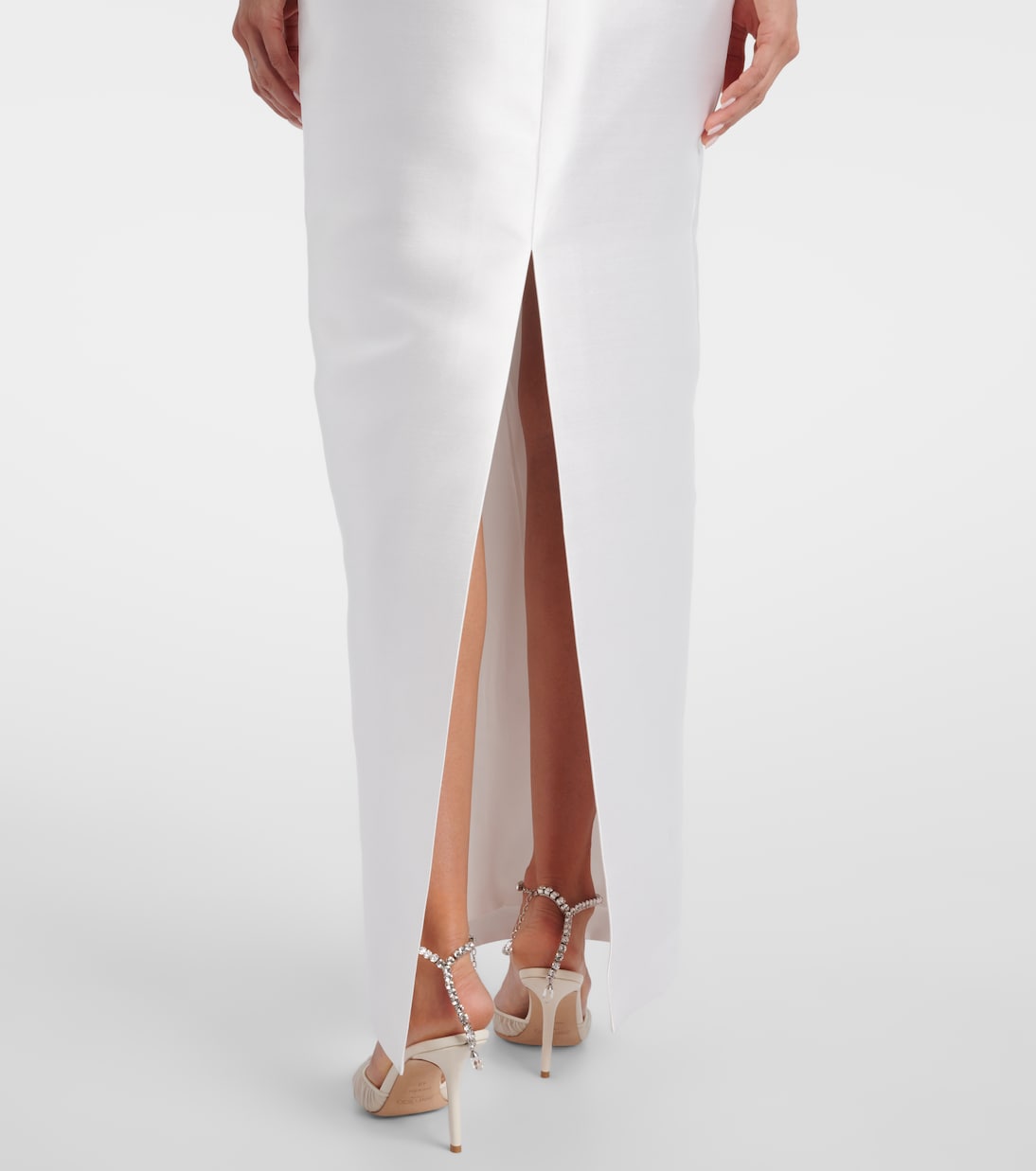Bridal - Abito lungo asimmetrico Davina in raso drappeggiato | Solace London