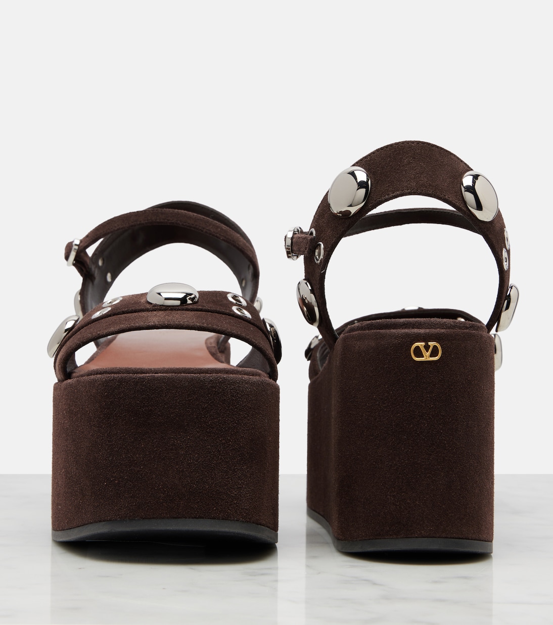 Sandales en daim à ornements | Valentino Garavani