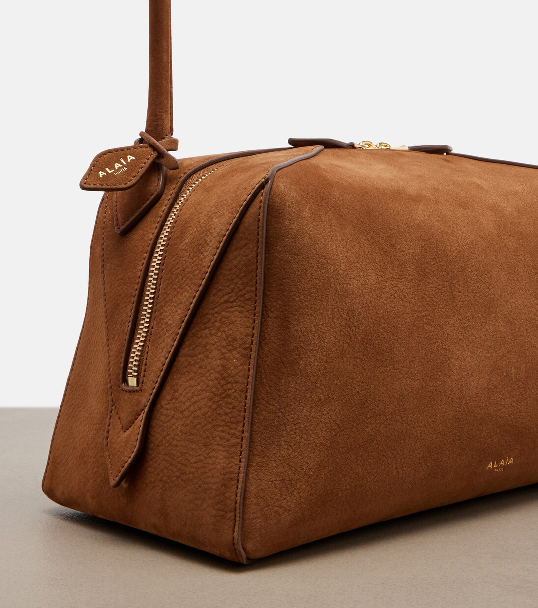 Schultertasche Le Bouledogue aus Leder | Alaïa