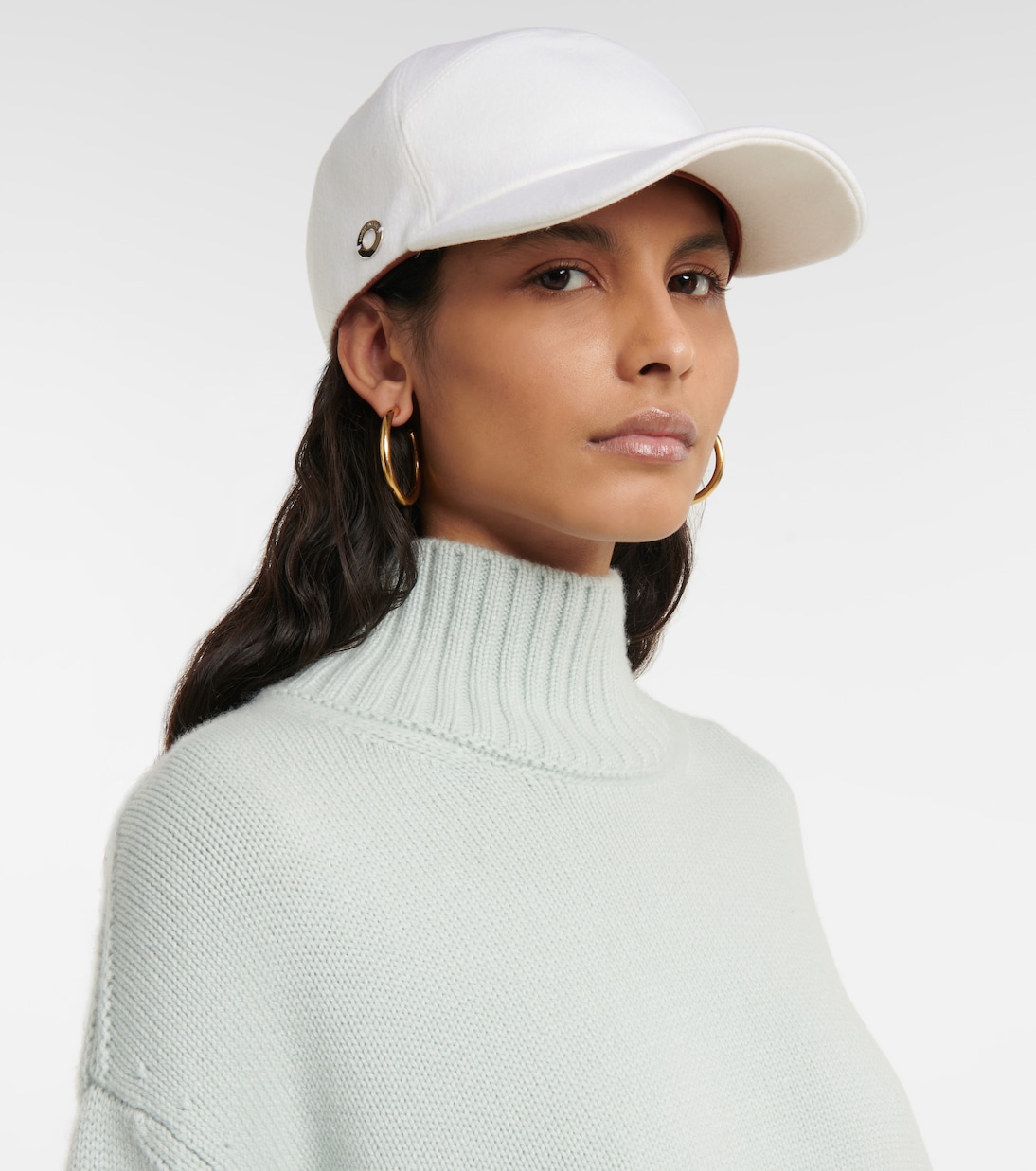 Berretto in Cashmere Loro Piana per Giovani Stilisti