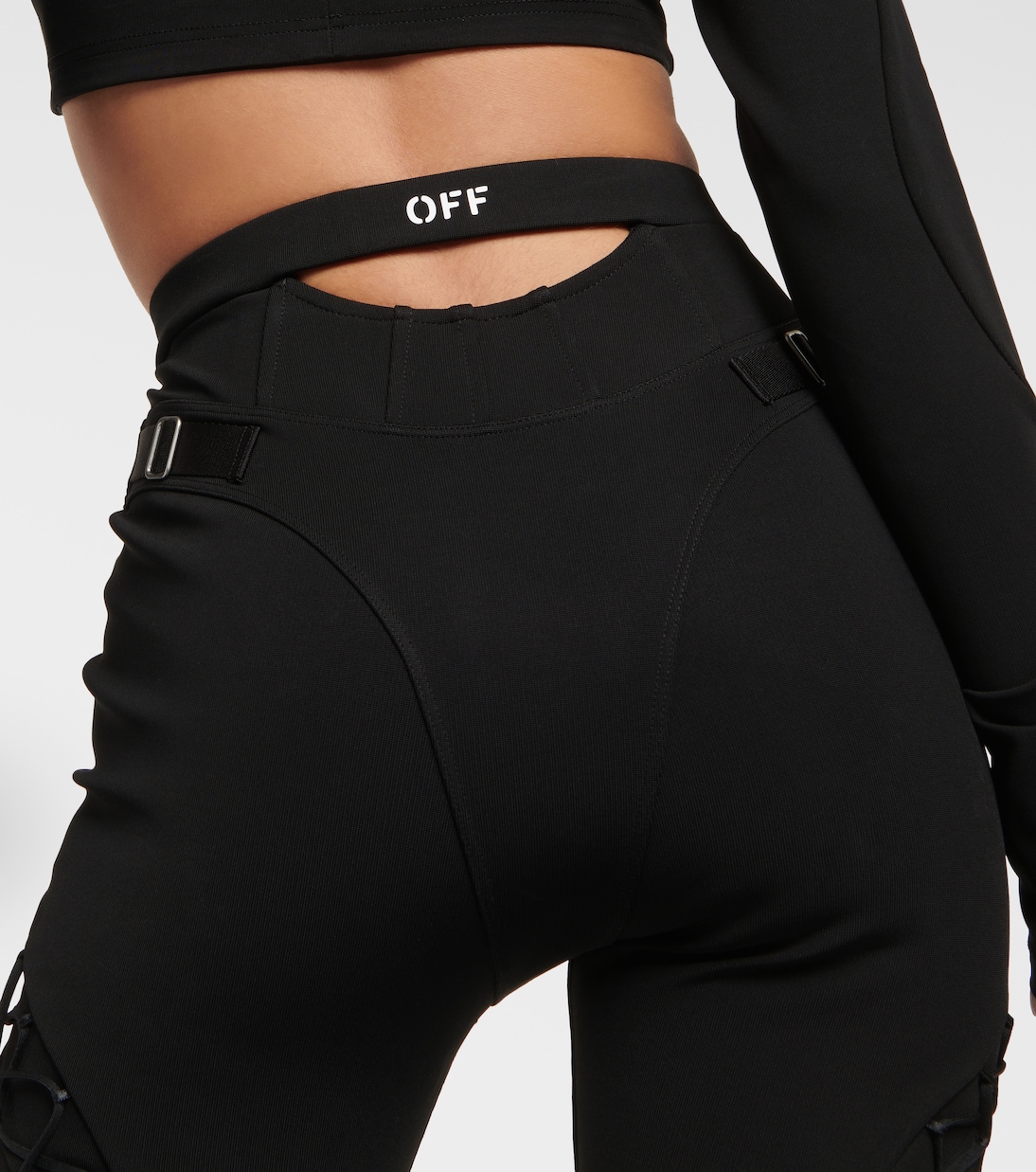 Pantaloni flared con cut-out | Off-White
