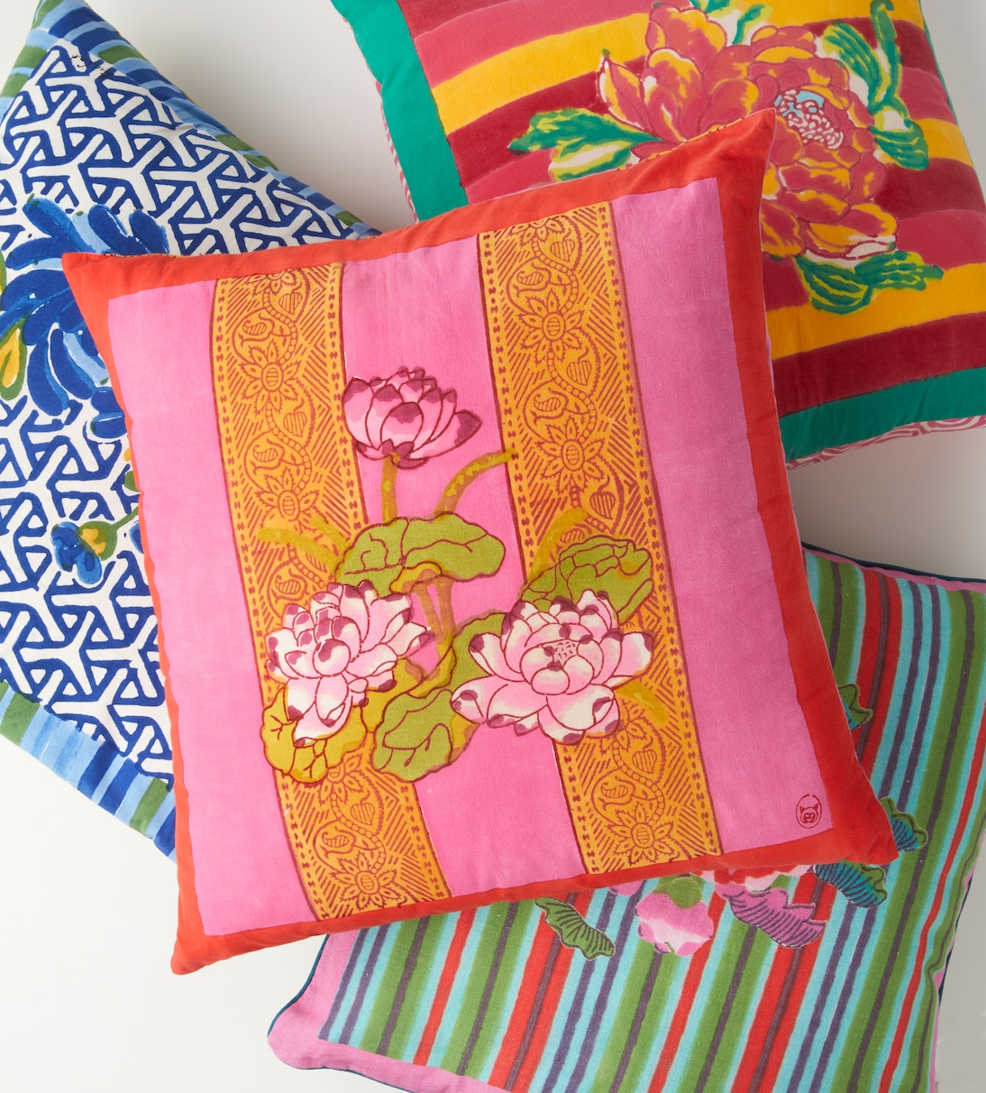 Camelia Small cotton cushion | Lisa Corti