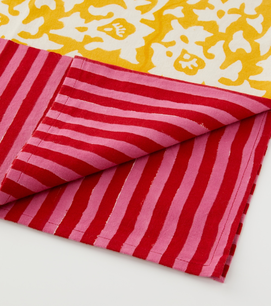 Arabesque Corolla Large cotton tablecloth | Lisa Corti
