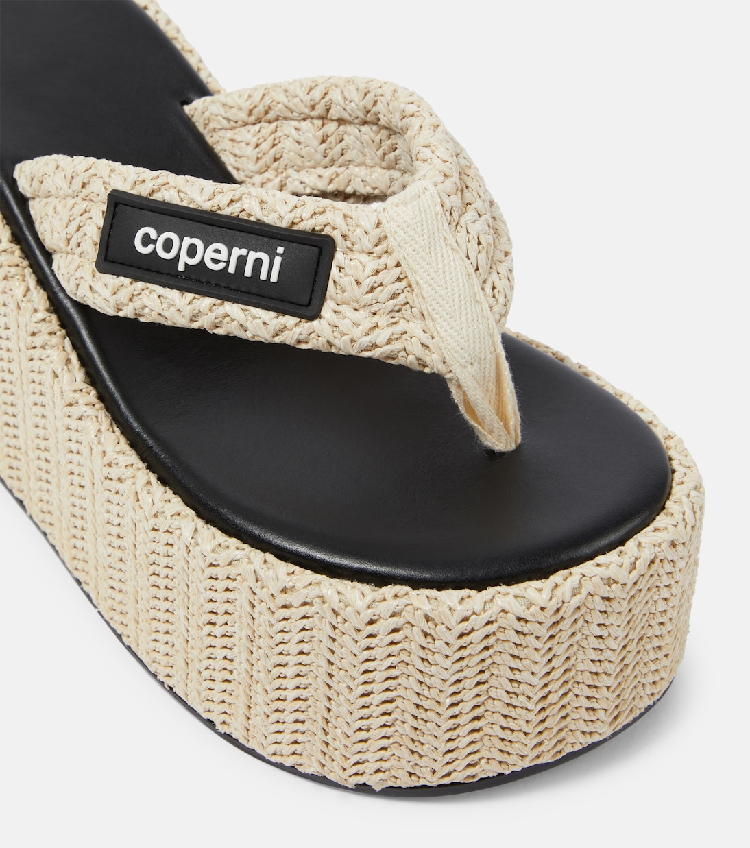 Tongs à plateforme en raphia | Coperni