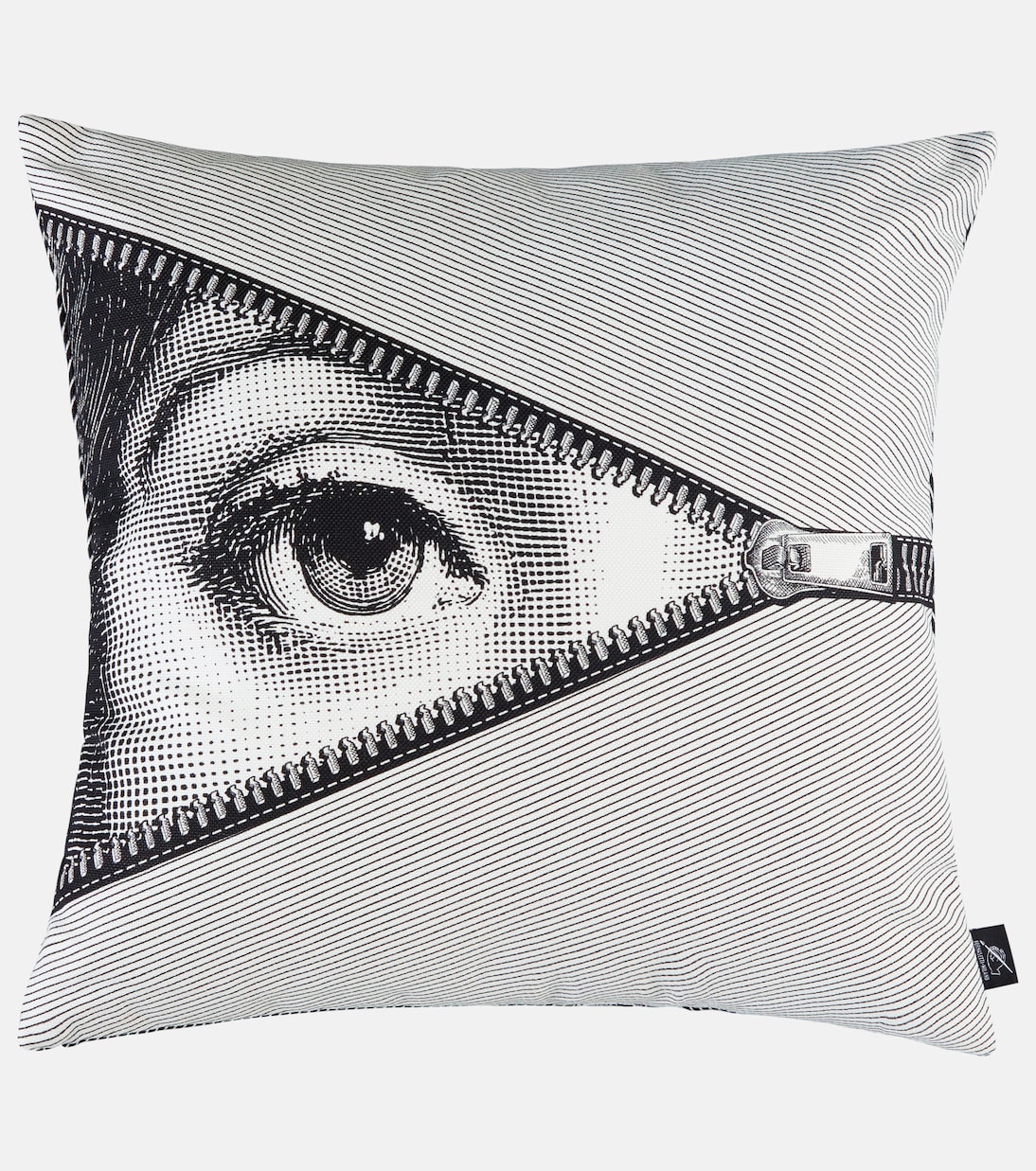 Tema e Variazioni n.401 cushion | Fornasetti