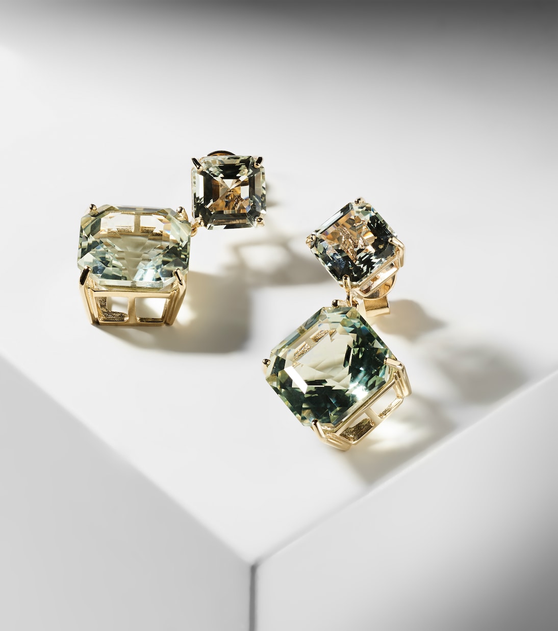Orecchini in oro 14kt con ametiste | Mateo