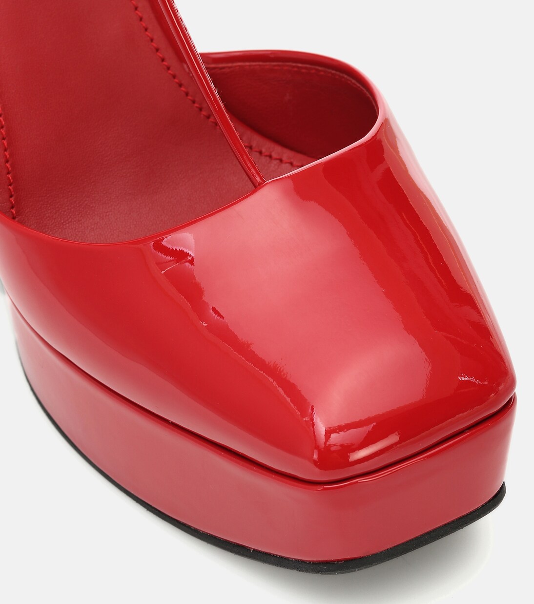 Sandales compensées en cuir verni | Prada