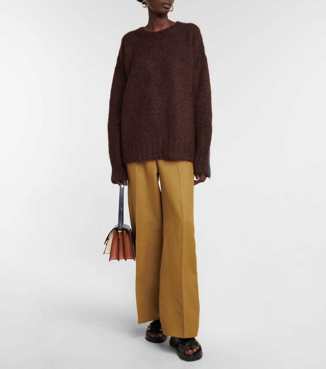 Pull oversize | Plan C