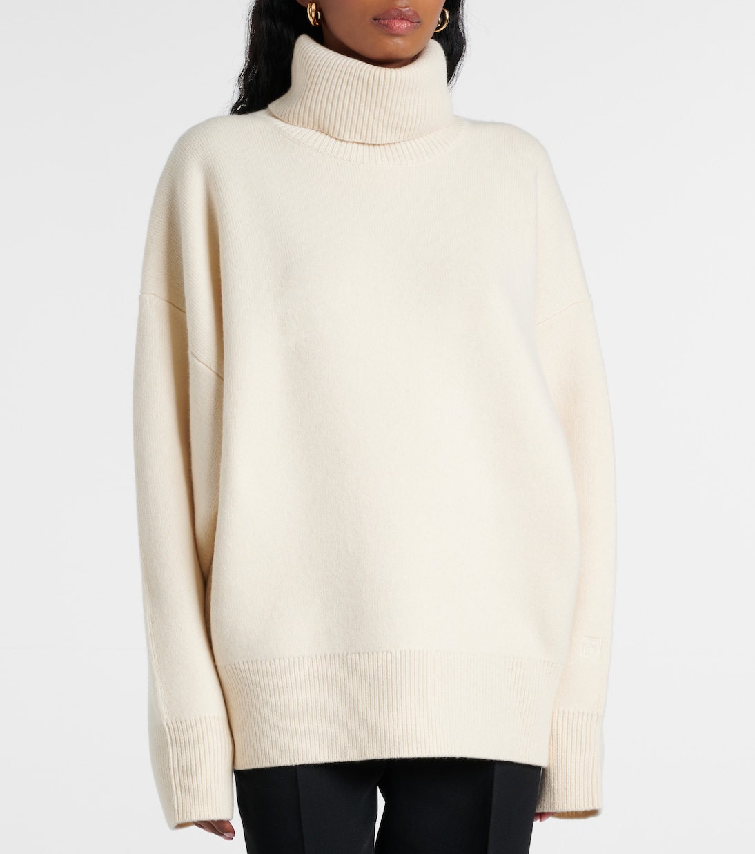 Wool and cashmere-blend turtleneck sweater | Toteme