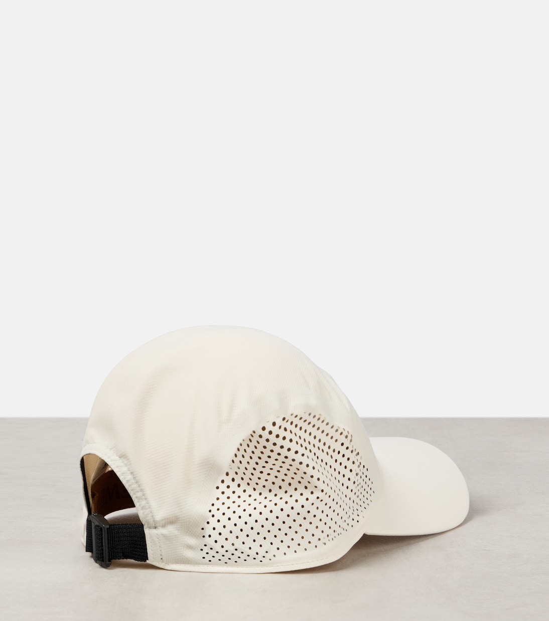 X On Baseballcap | Loewe