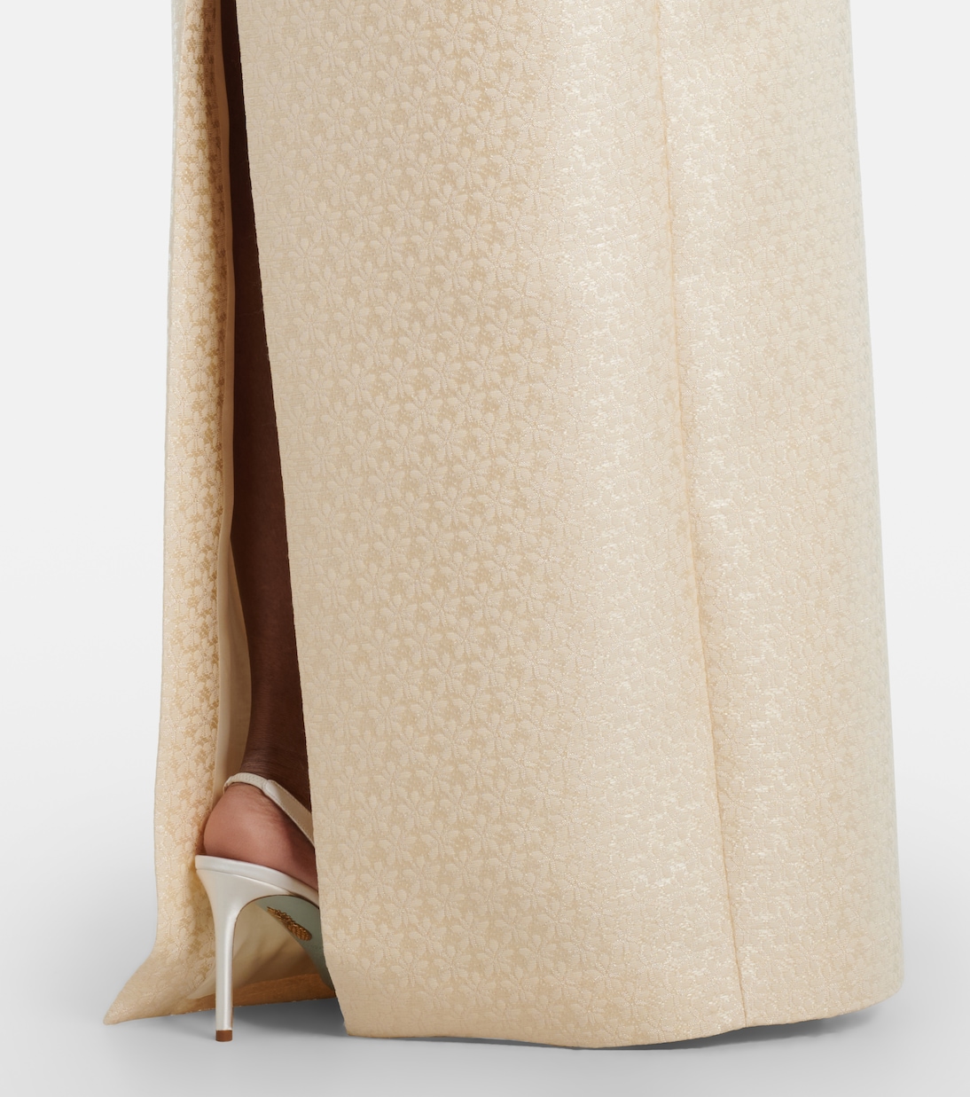 Bridal Robe Yolanda aus Brokat | Markarian