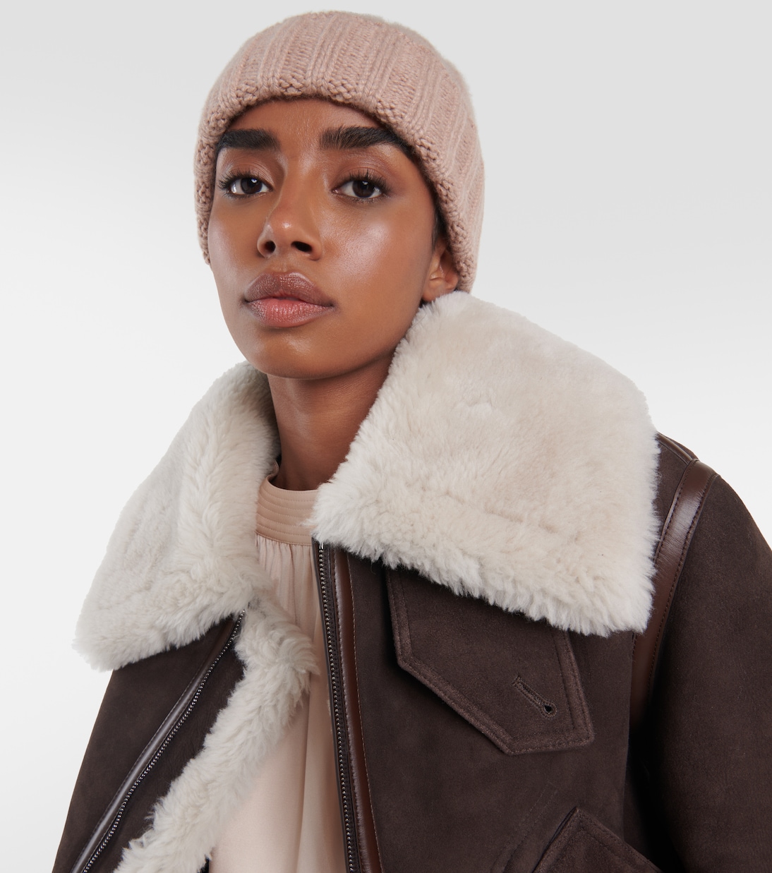 Berretto in cashmere Loro Piana Napier per uno stile giovane e raffinato