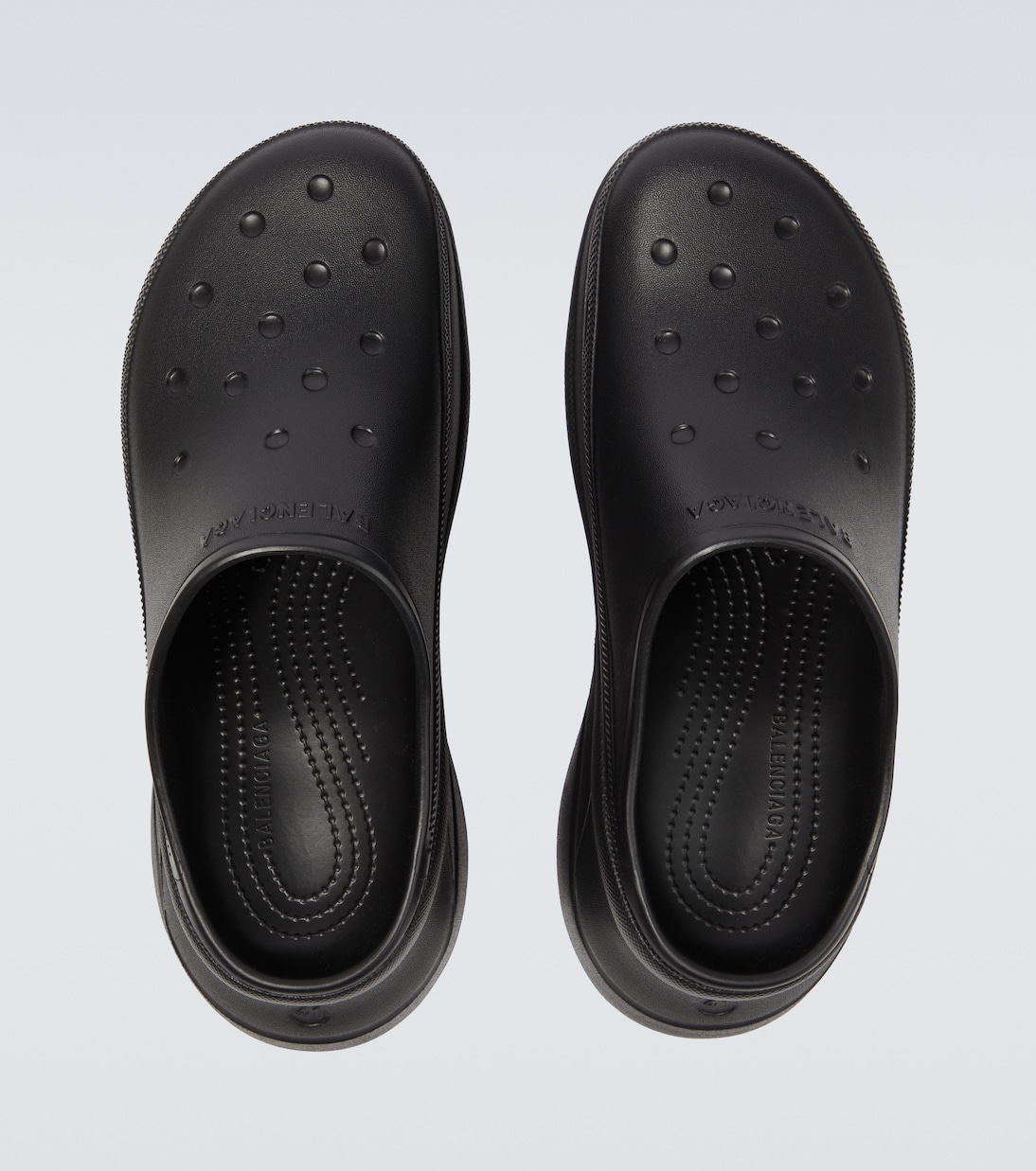 X Crocs Slippers in Schwarz Balenciaga Mytheresa