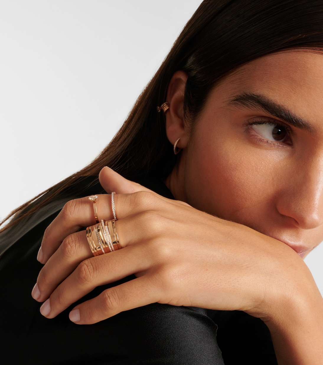 Anello in oro rosa 18kt REPOSSI Antifer con dettagli diamantati per un look giovane e chic
