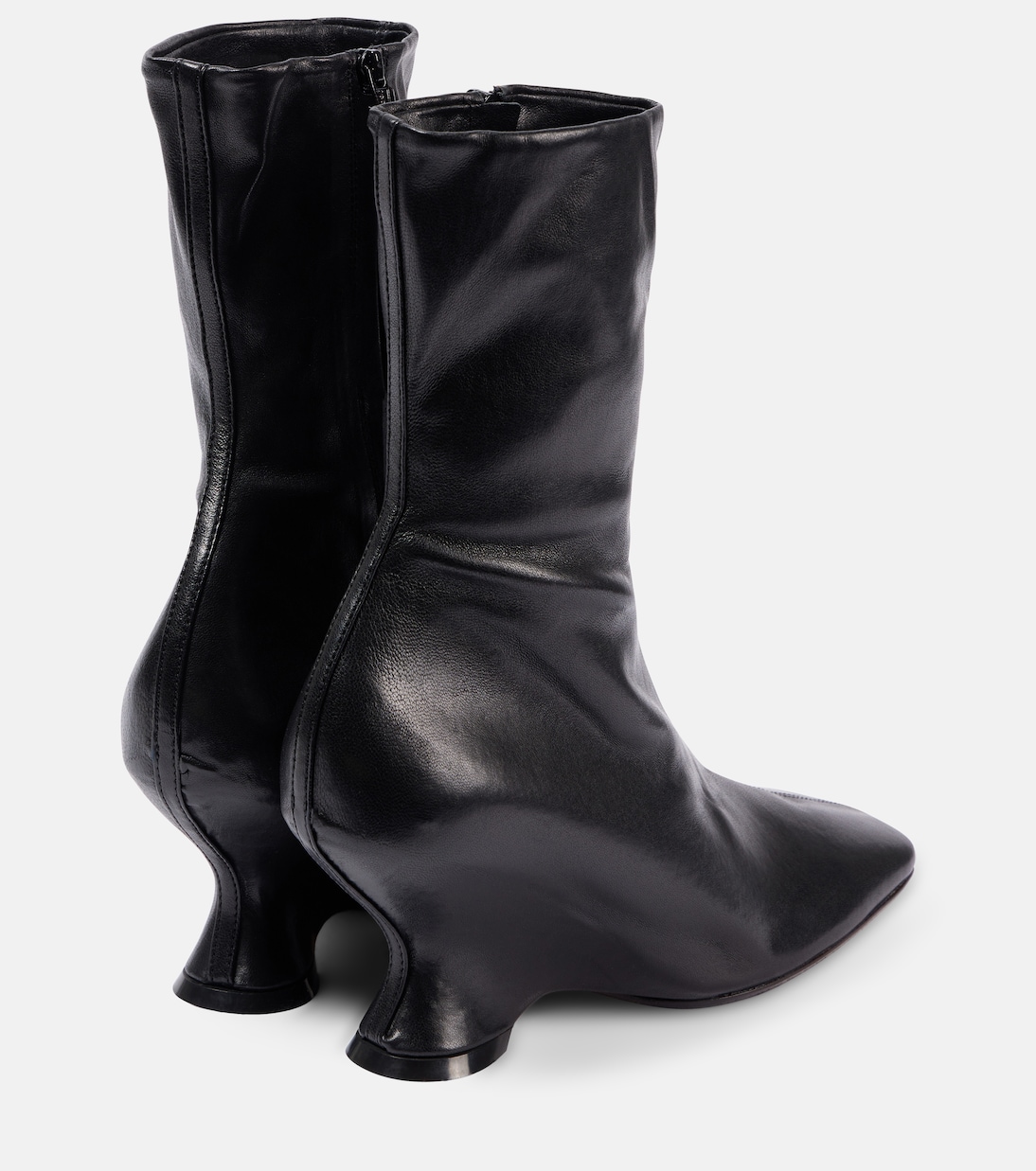 Stivaletti alla caviglia in pelle firmati Dries Van Noten per uno stile giovane e audace
