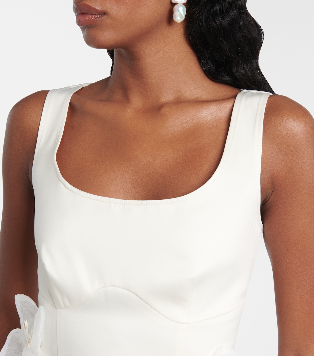 Robe de mariée à fleurs | Rotate