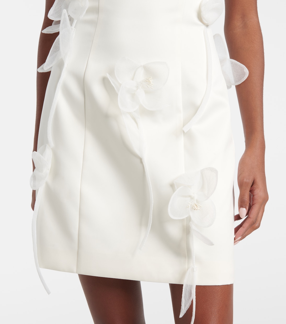Robe de mariée à fleurs | Rotate