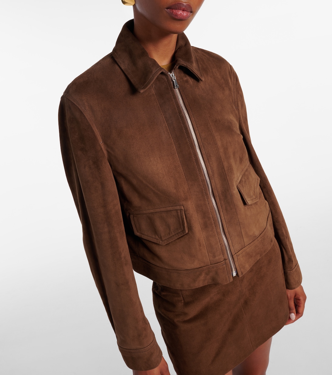 Veste bomber Brunette raccourcie en daim | Nour Hammour