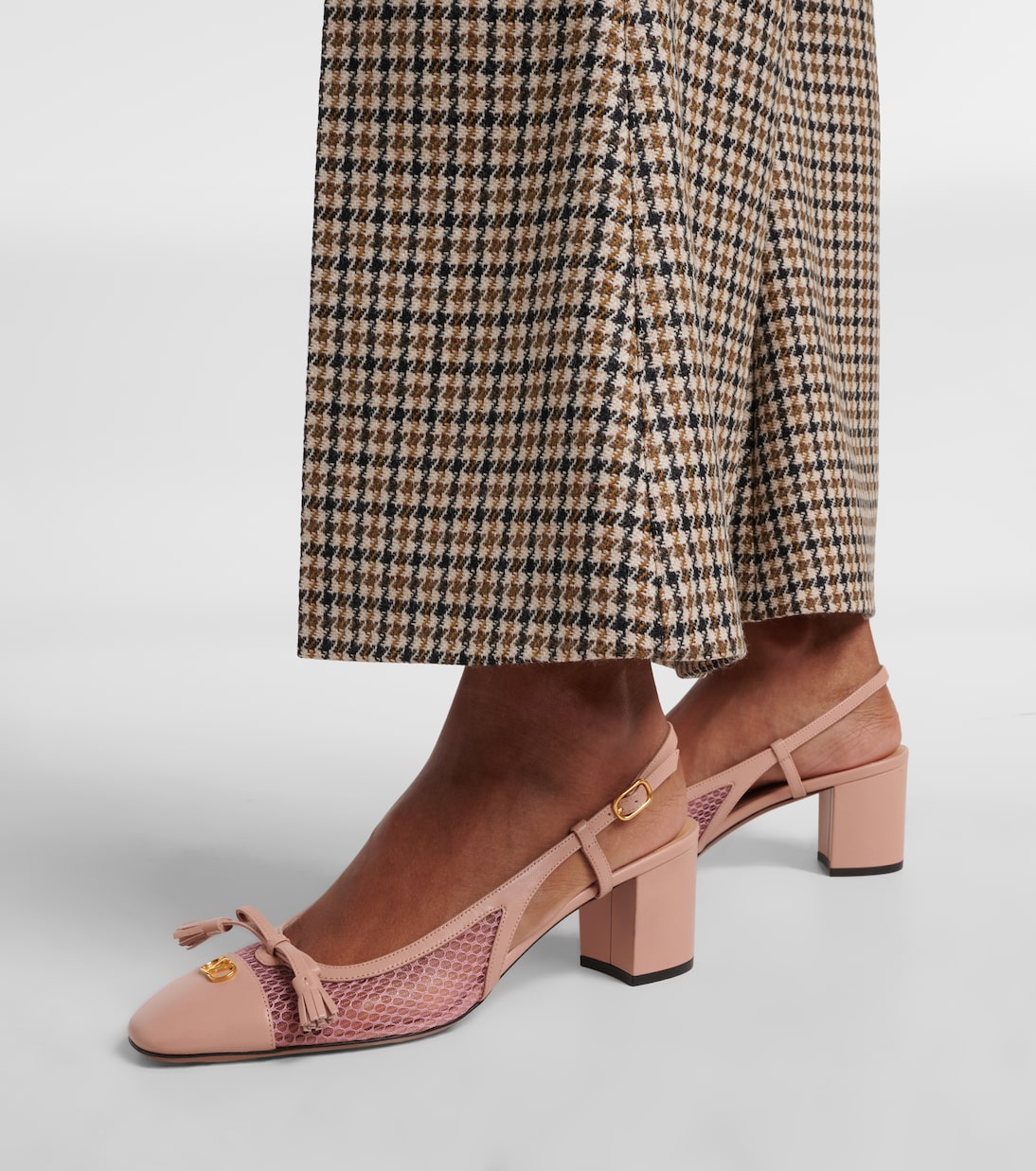 VLogo leather and mesh slingback pumps | Valentino Garavani