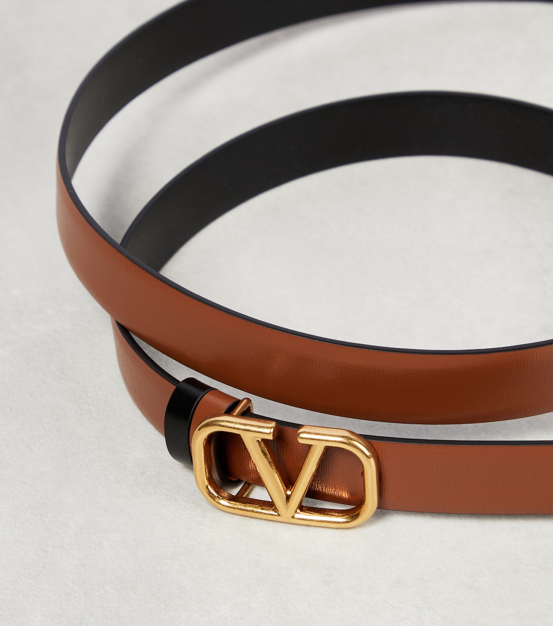 VLogo Signature reversible leather belt in brown - Valentino