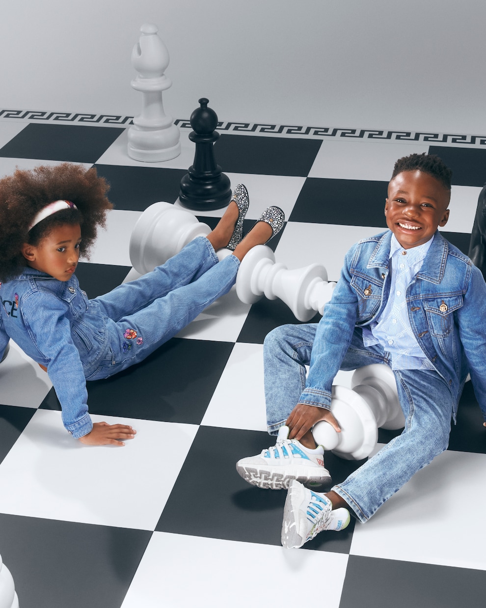 Blossom 엠브로이더리 테이퍼드 진 | Versace Kids