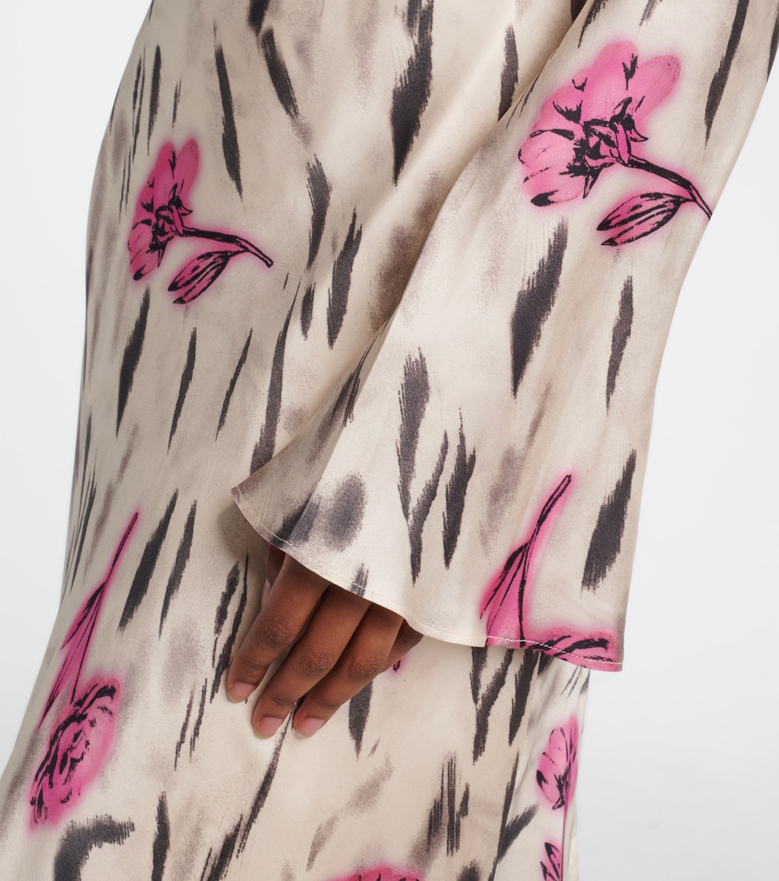 Robe longue en satin à fleurs | Ganni