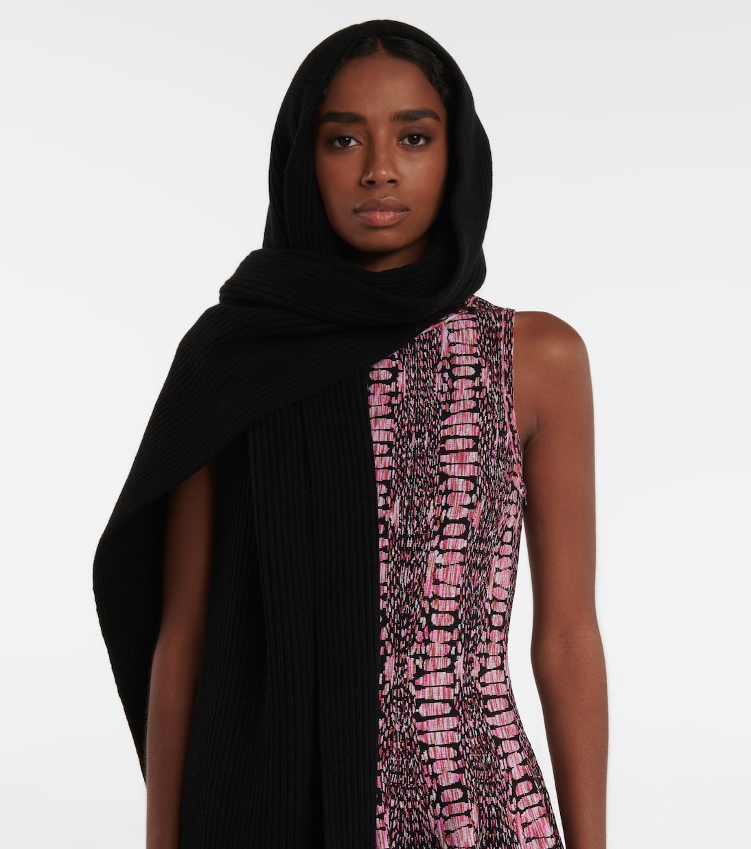 Sciarpa in lana e cashmere con cappuccio | Alaïa