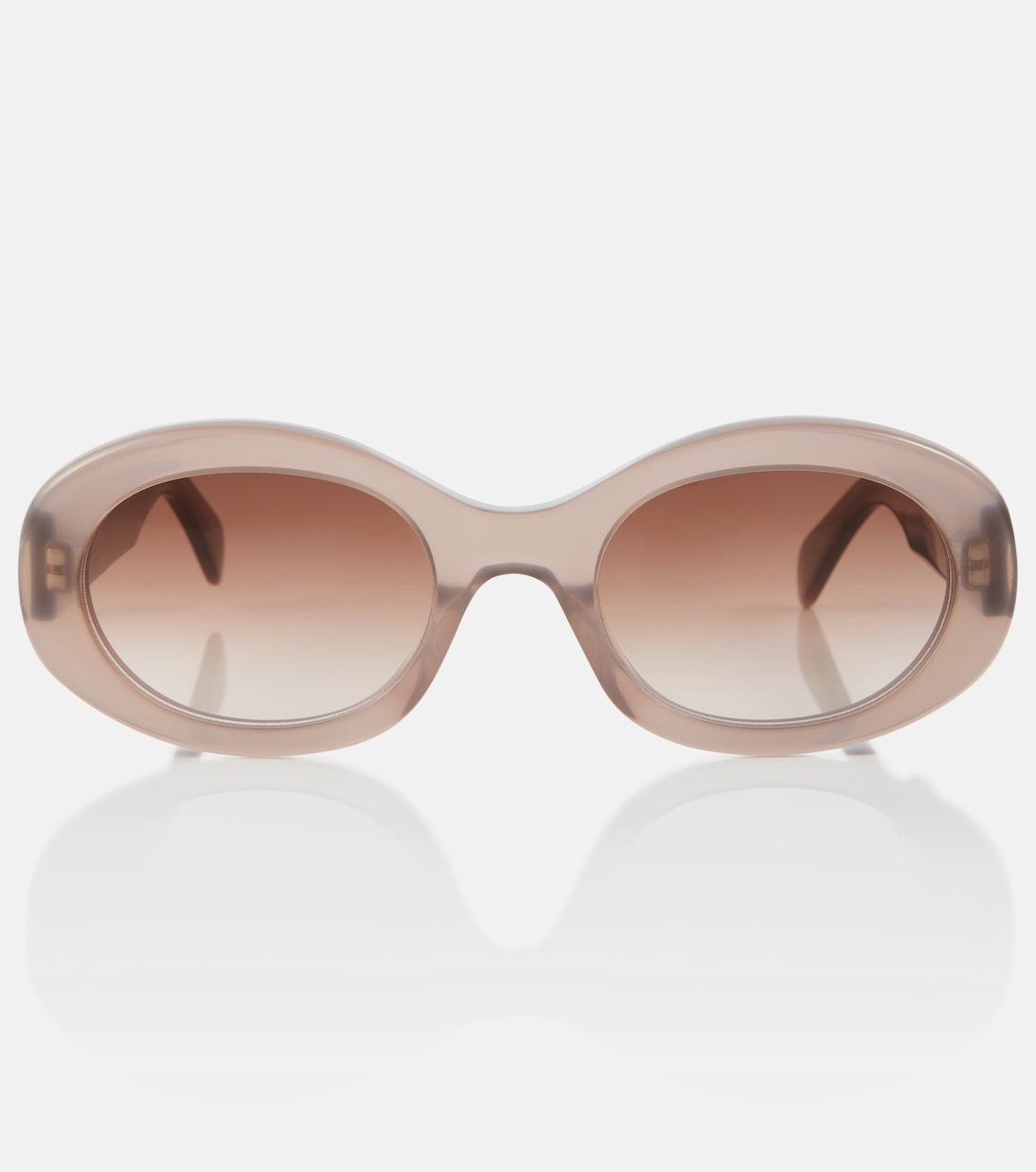 Occhiali da sole Céline stile ovale per giovani trendsetter