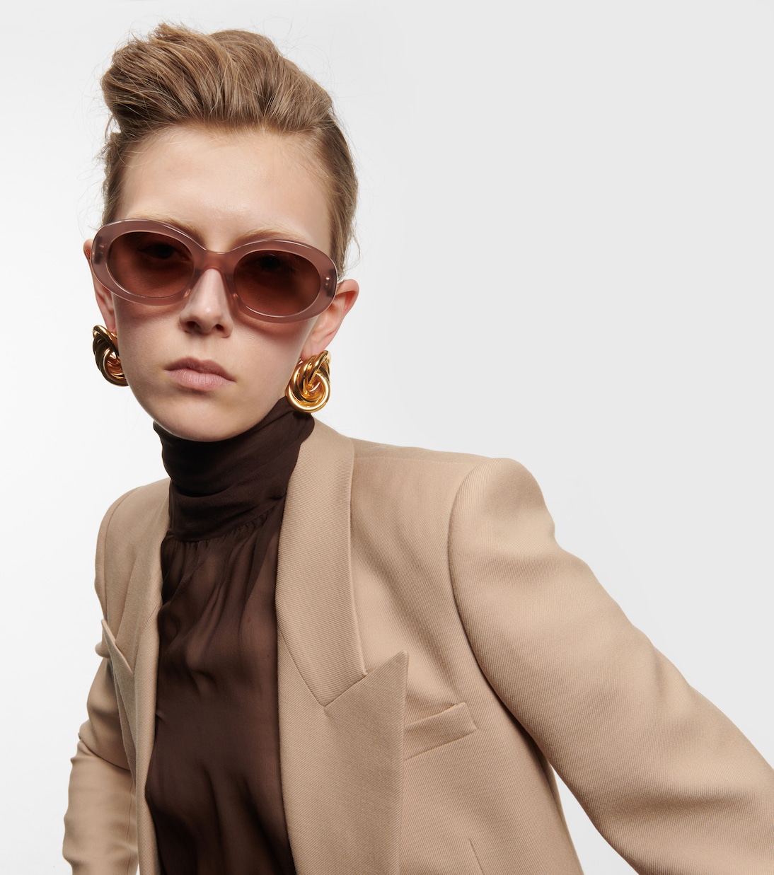 Occhiali da sole Céline stile ovale per giovani trendsetter