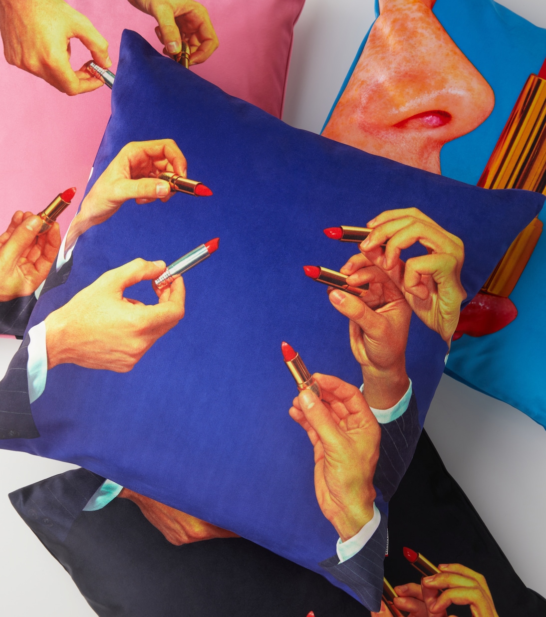 x Toiletpaper – Coussin Lipsticks | Seletti
