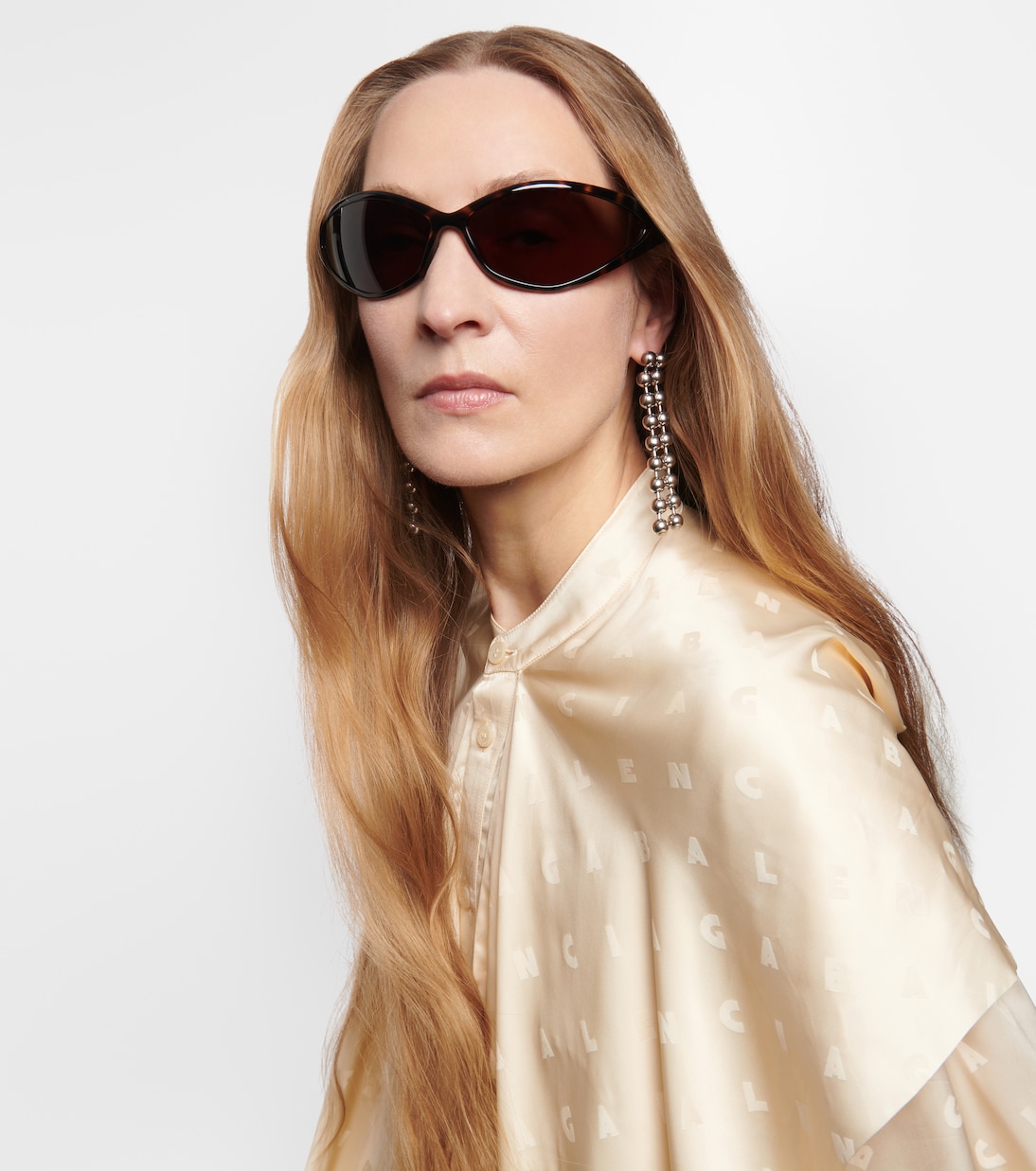 Occhiali da sole ovali BALENCIAGA per stile giovanile