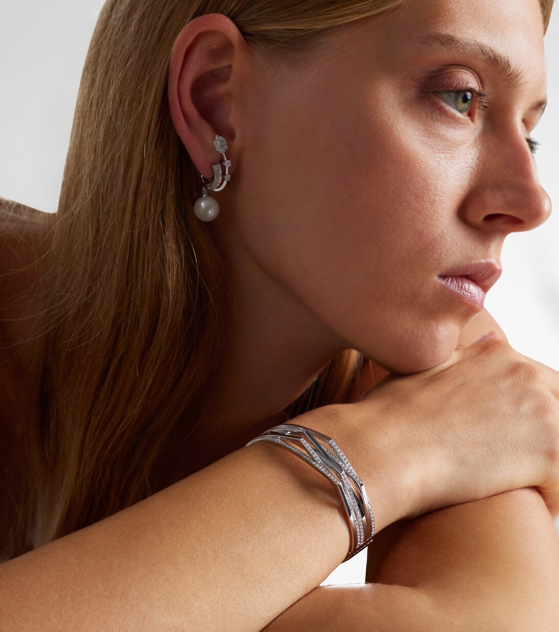 Antifer 18kt white gold cuff bracelet with diamonds | Repossi