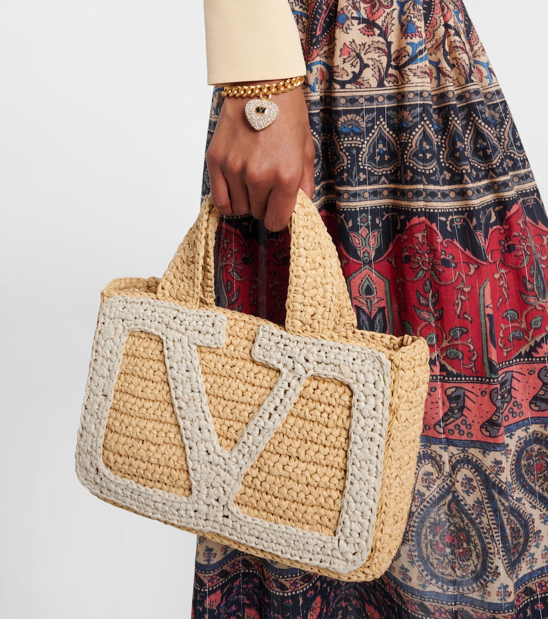 Viva Superstar Small tote bag | Valentino Garavani