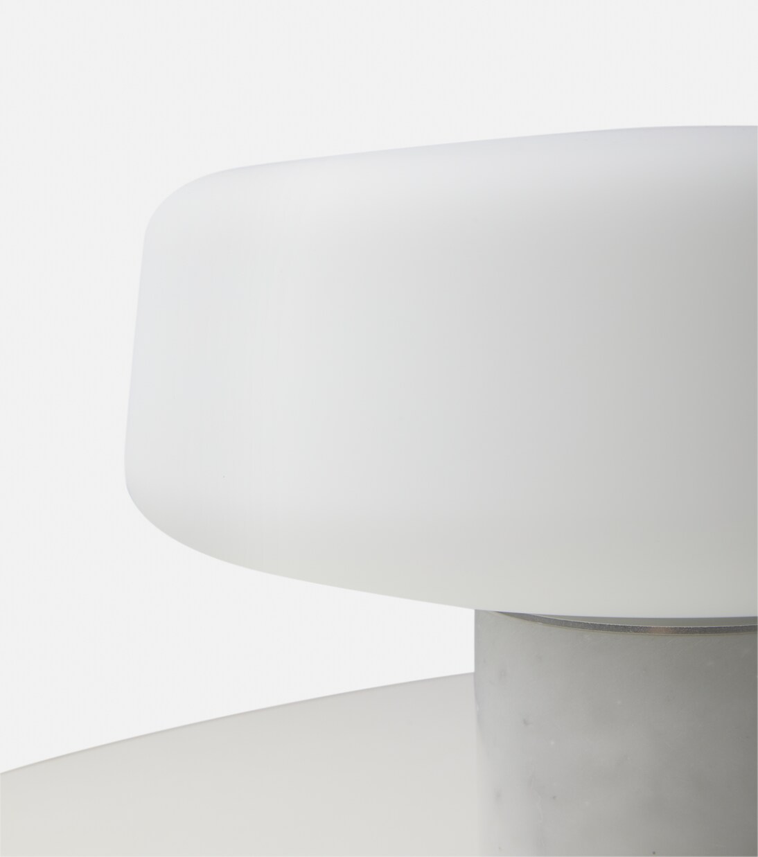 Solid Large Table Light lamp, UK plug | Case Furniture