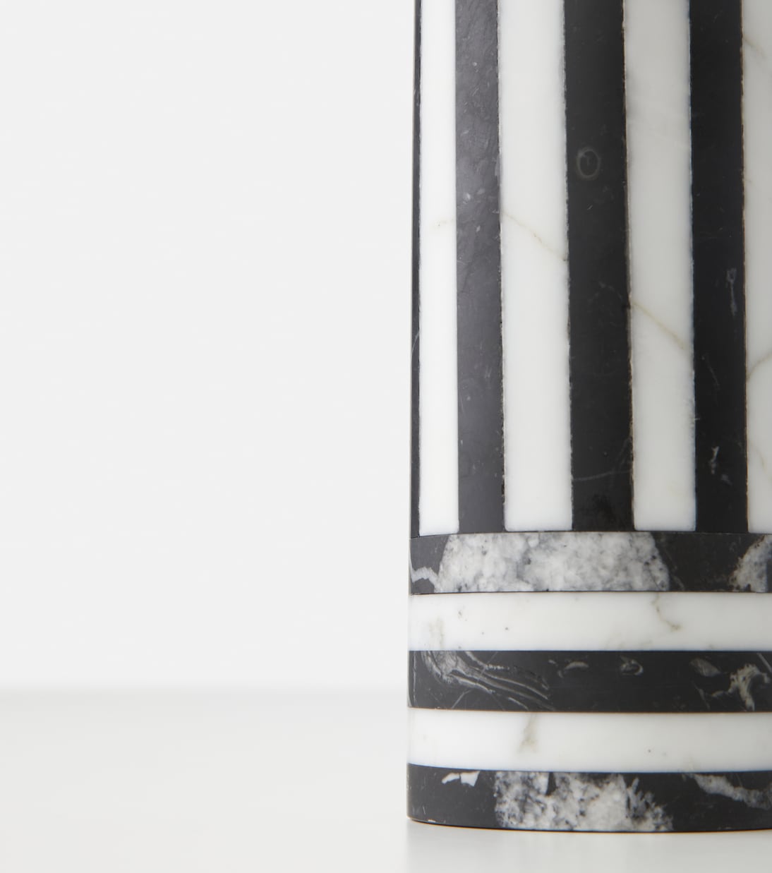 Bloom Medium vase | Editions Milano