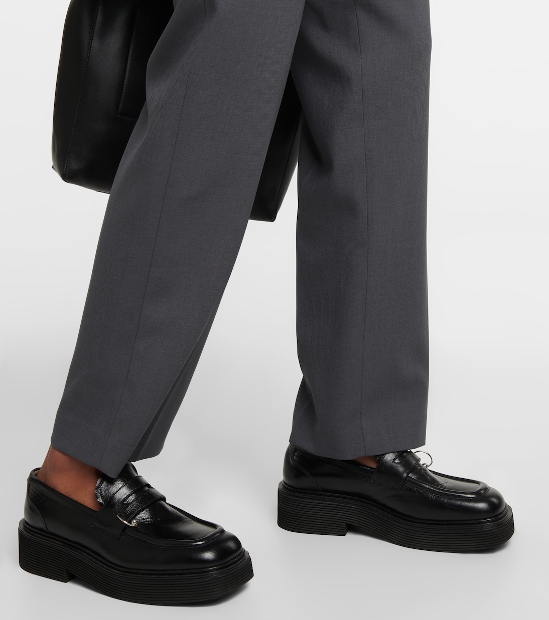 Bea high-rise straight pants | The Frankie Shop