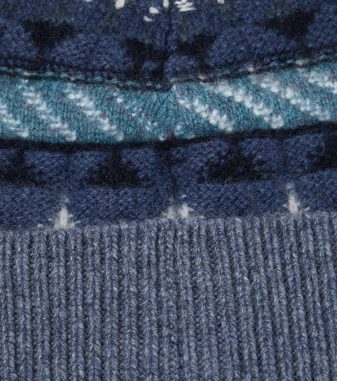Cappello in Cashmere Loro Piana per Giovani Stilisti