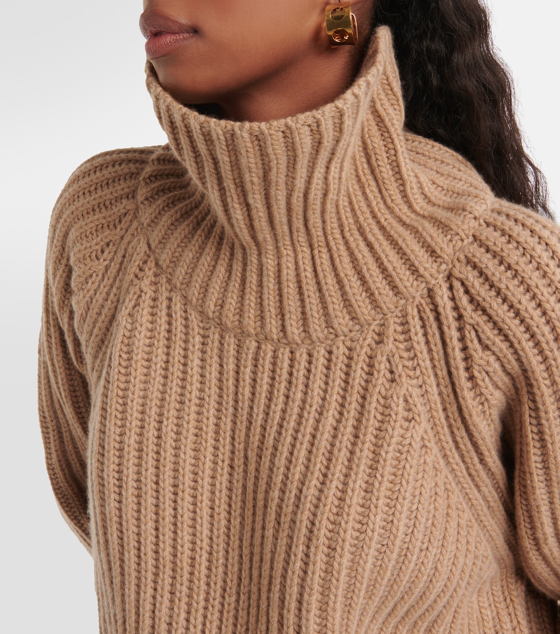 Lanzino turtleneck cashmere sweater | Khaite
