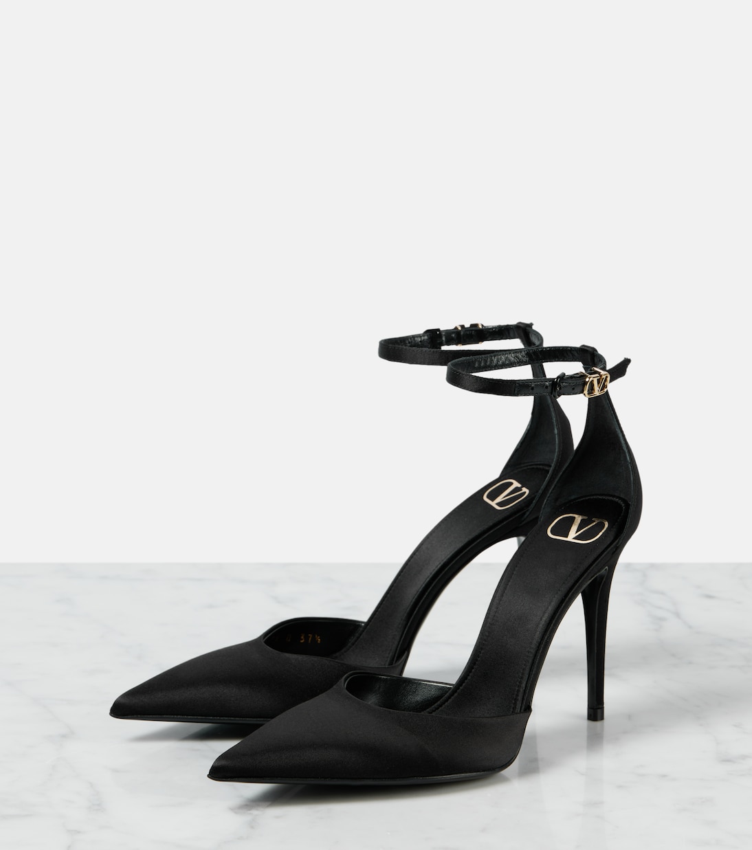 Eveninglam satin pumps | Valentino Garavani