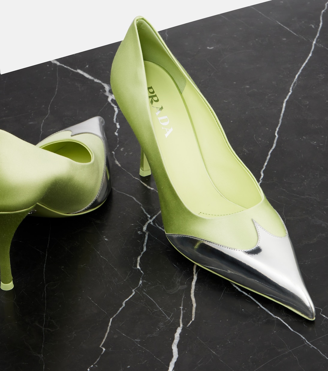 Pumps 85 in raso e pelle metallizzata  | Prada
