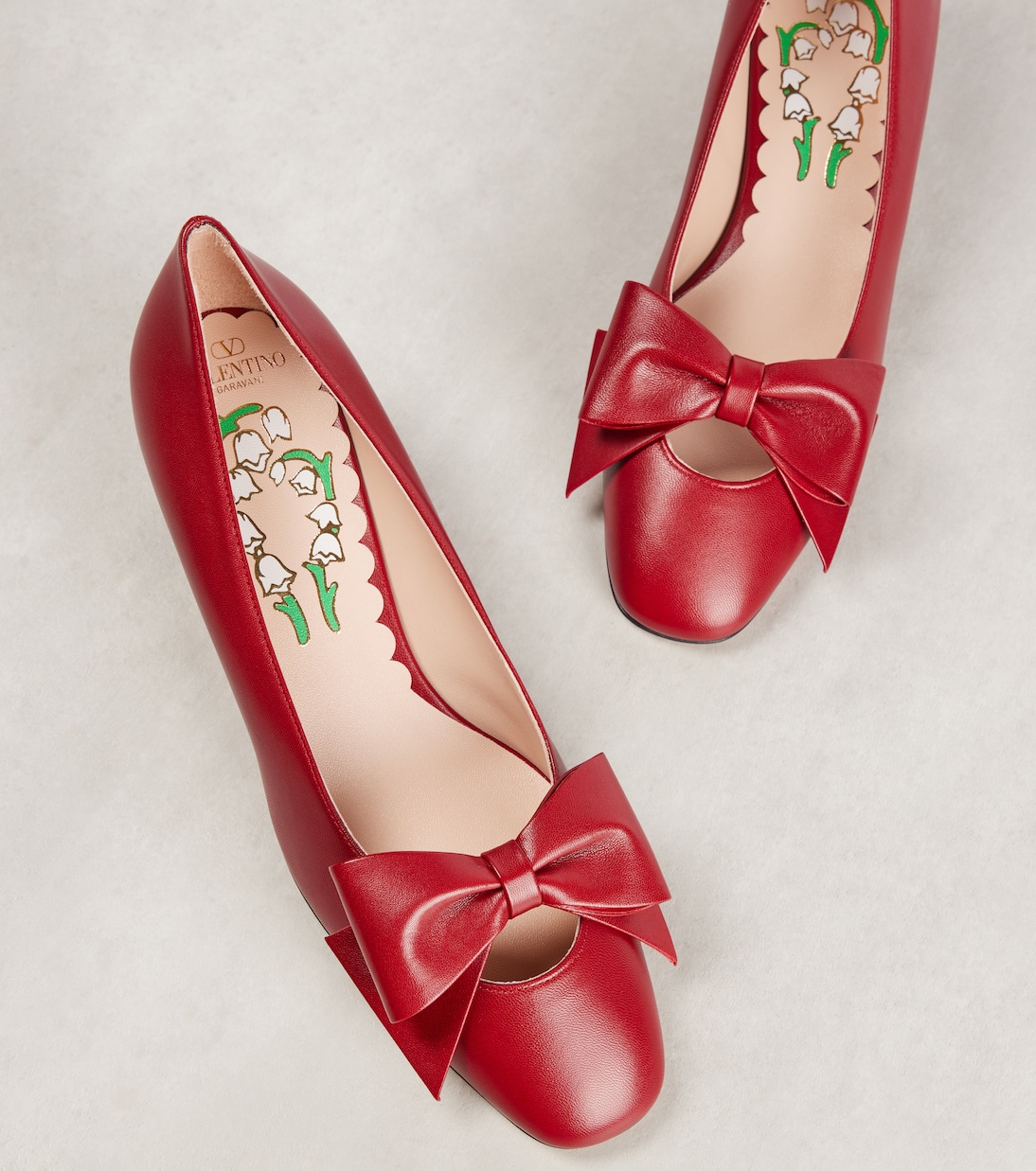 Bowow 45 bow-detail leather pumps | Valentino Garavani