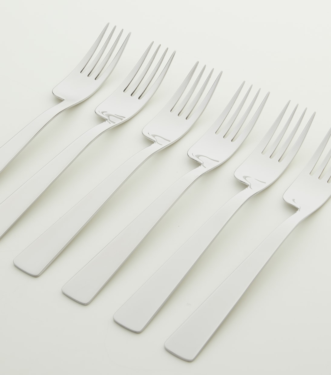 Gio Ponti Conca 24-piece utensils set | Sambonet