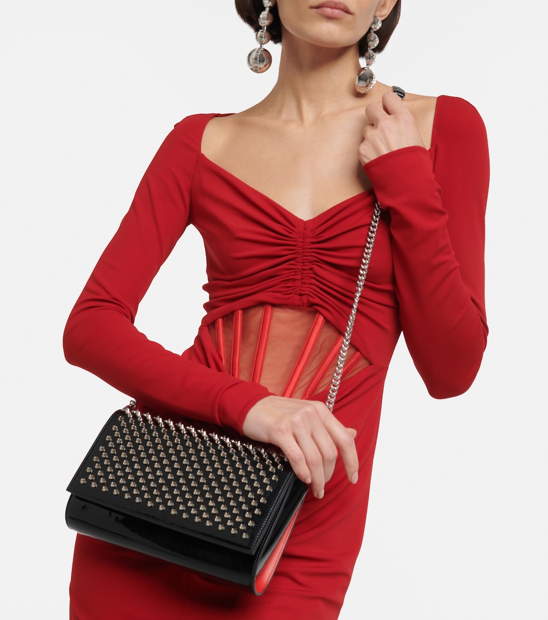 Clutch Paloma in vernice con borchie | Christian Louboutin
