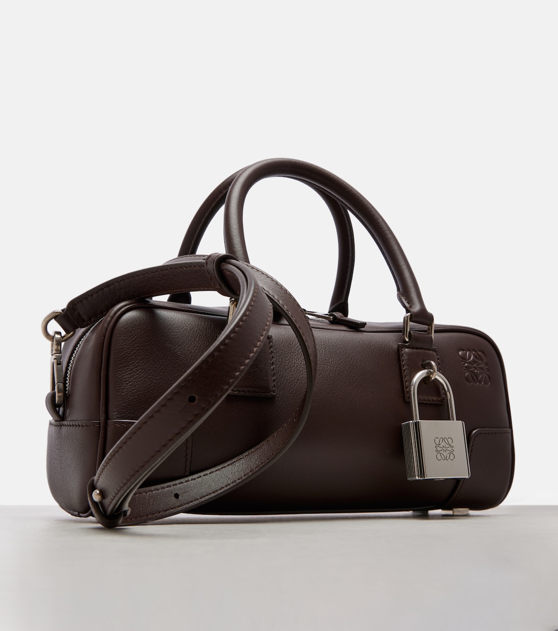 Tote Amazona 23 Short aus Leder | Loewe