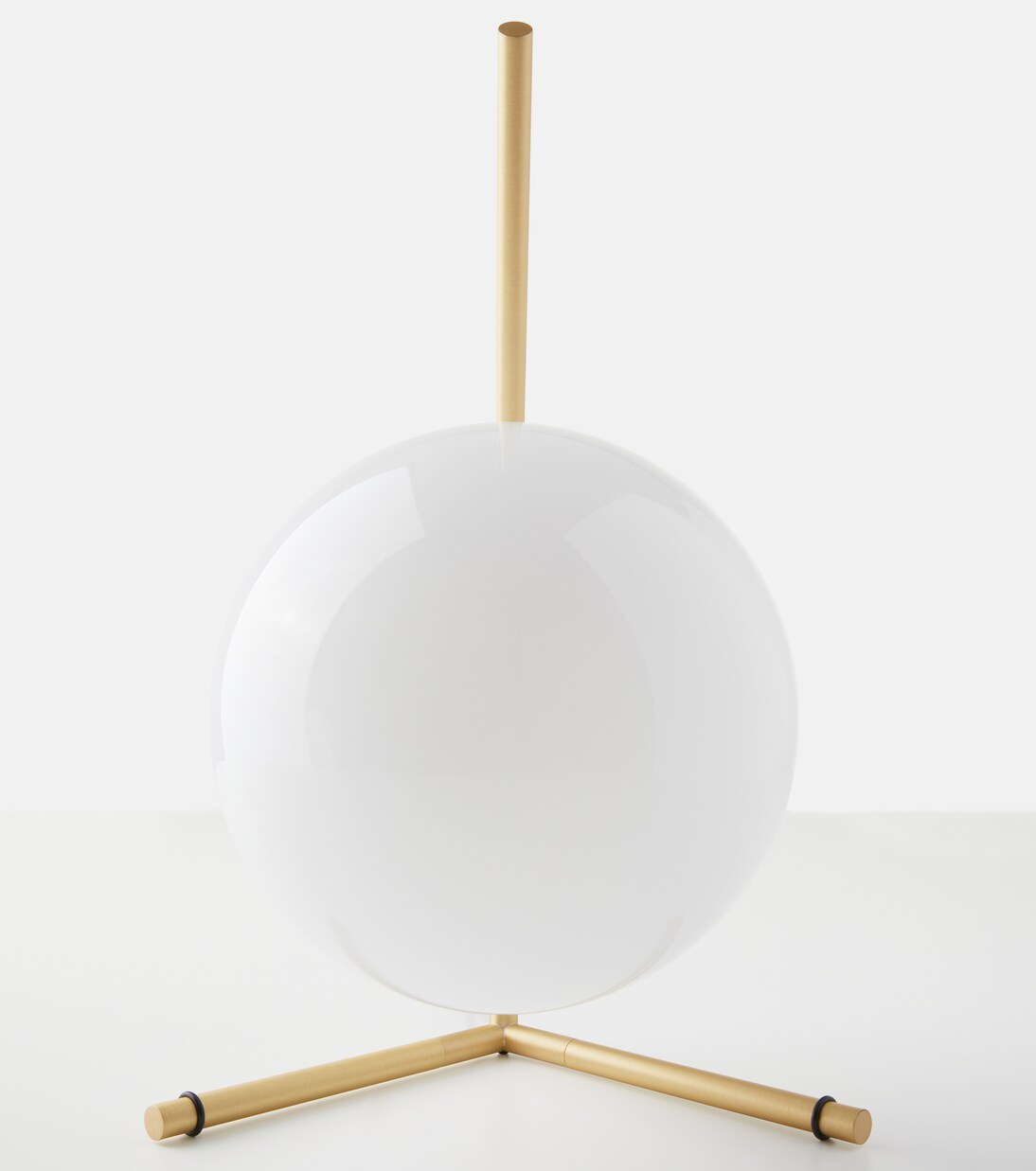 IC Lights Table 1 Low table lamp by Michael Anastassiades, UK plug | Flos