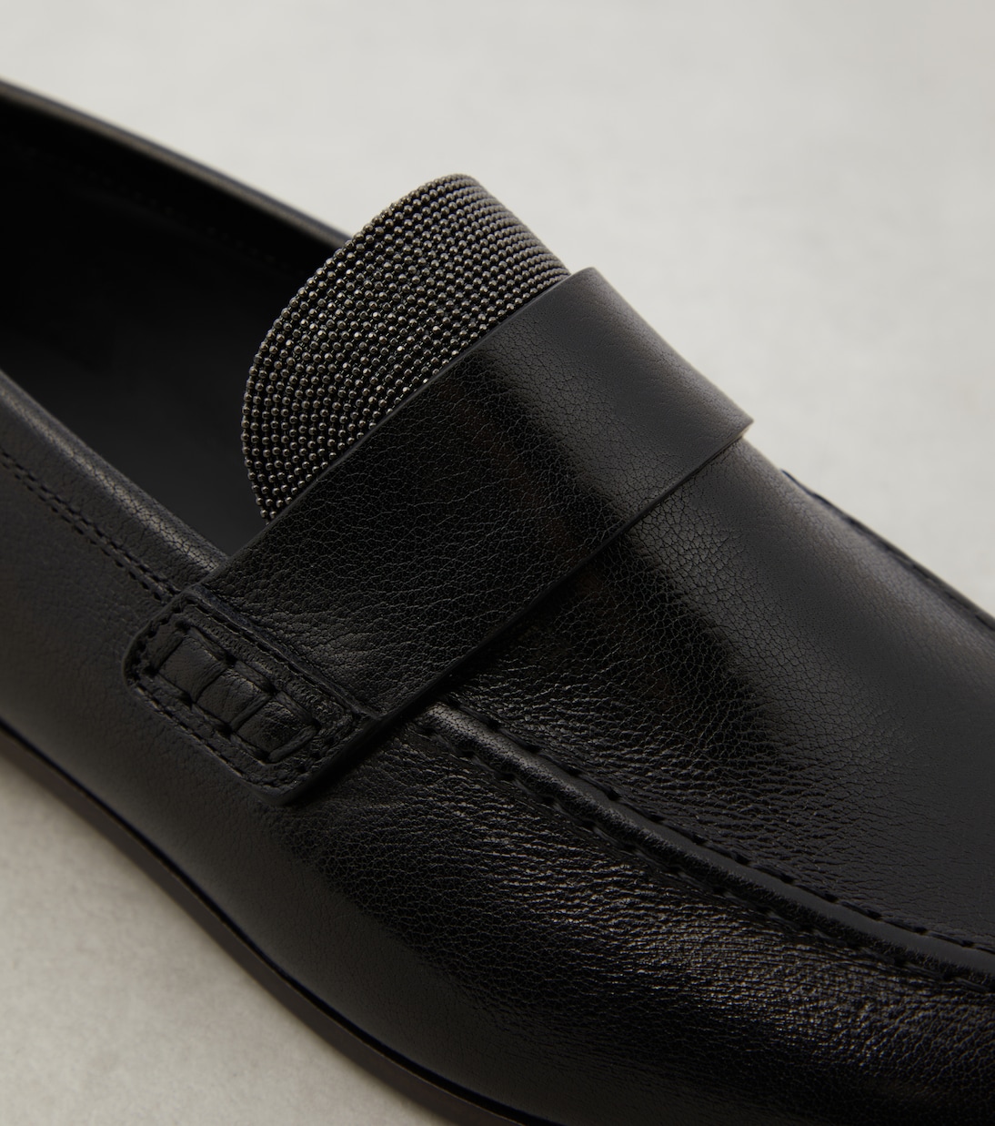 Mocassini in pelle con monili | Brunello Cucinelli