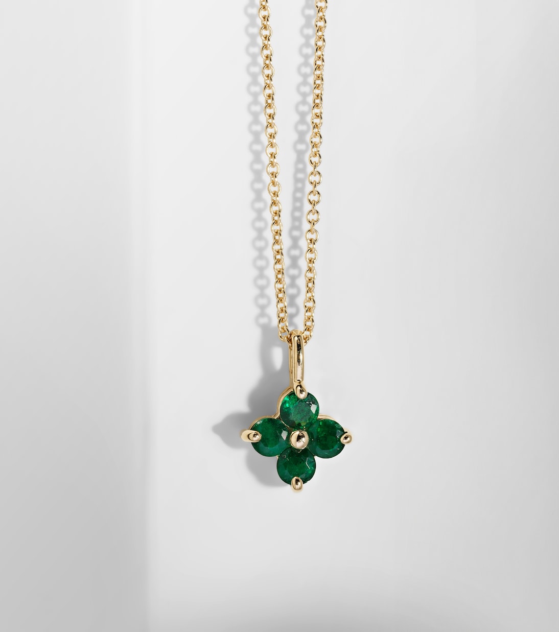 Collier Luckiest Clover en or 10 ct et émeraude | Stone and Strand